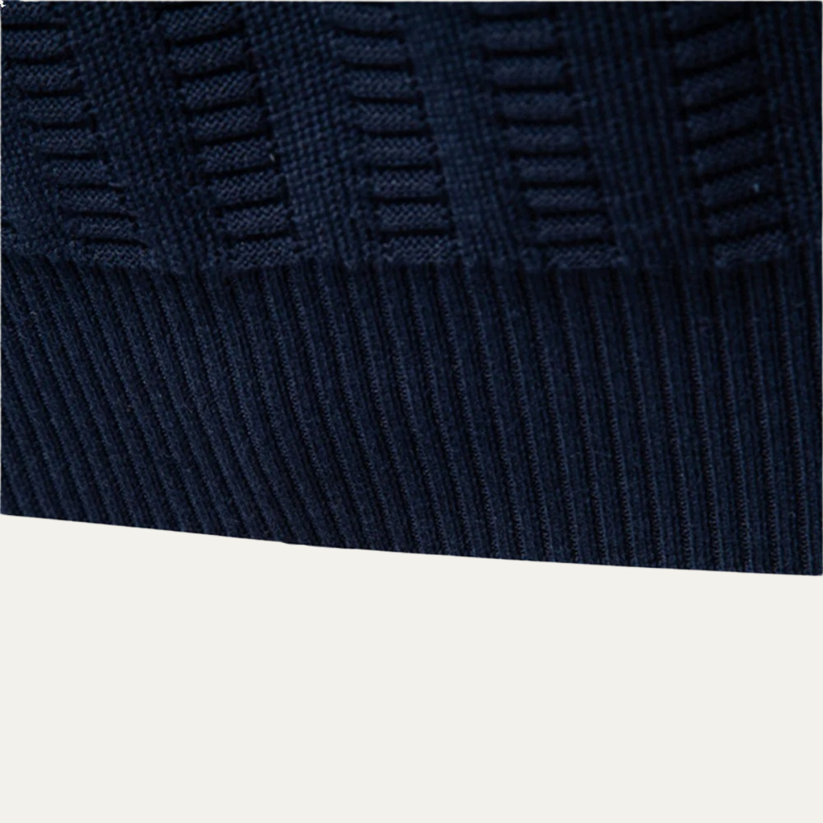 The Cotswold – Pull homme à col zippé en maille chaude