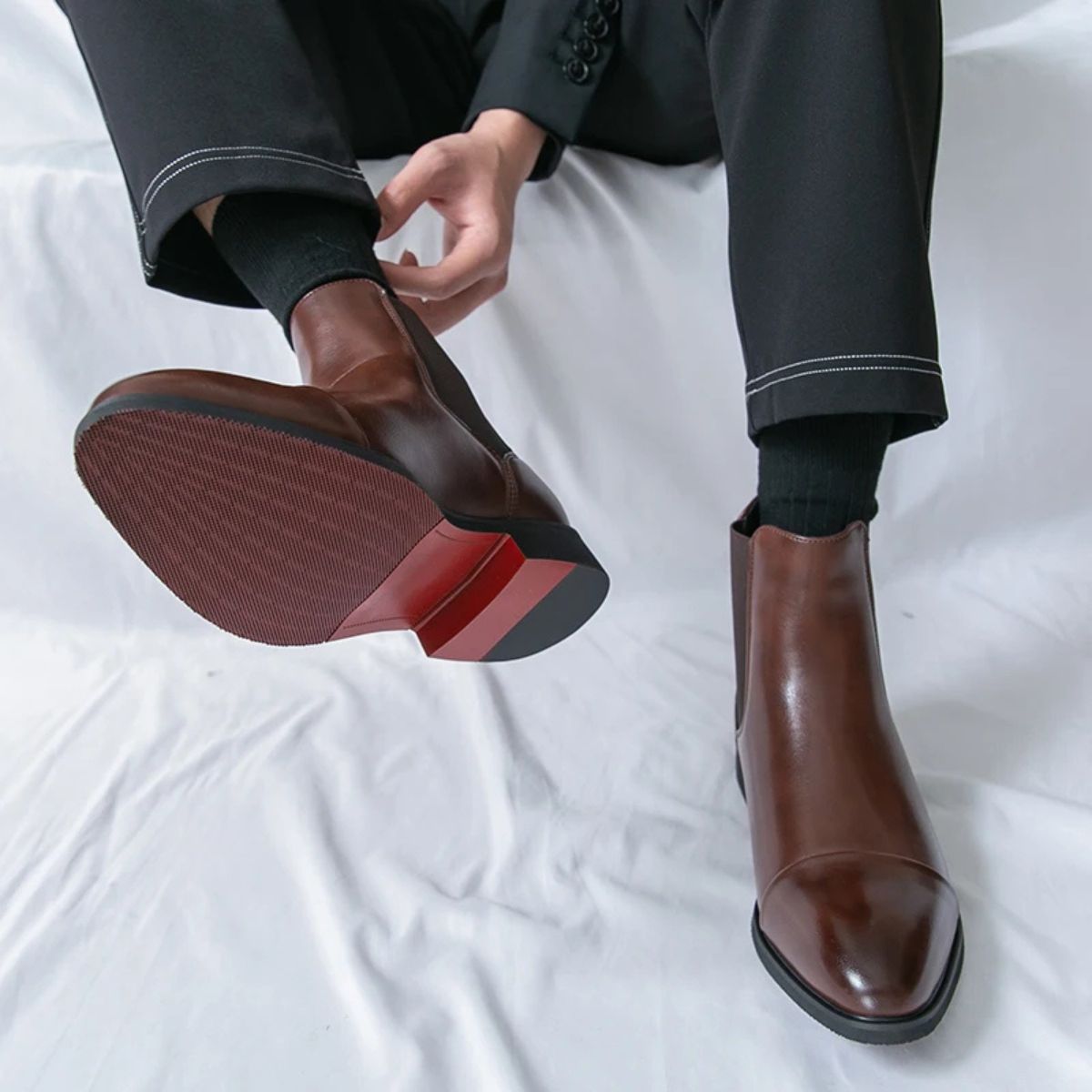 The Savile Bottes Chelsea en cuir pour homme