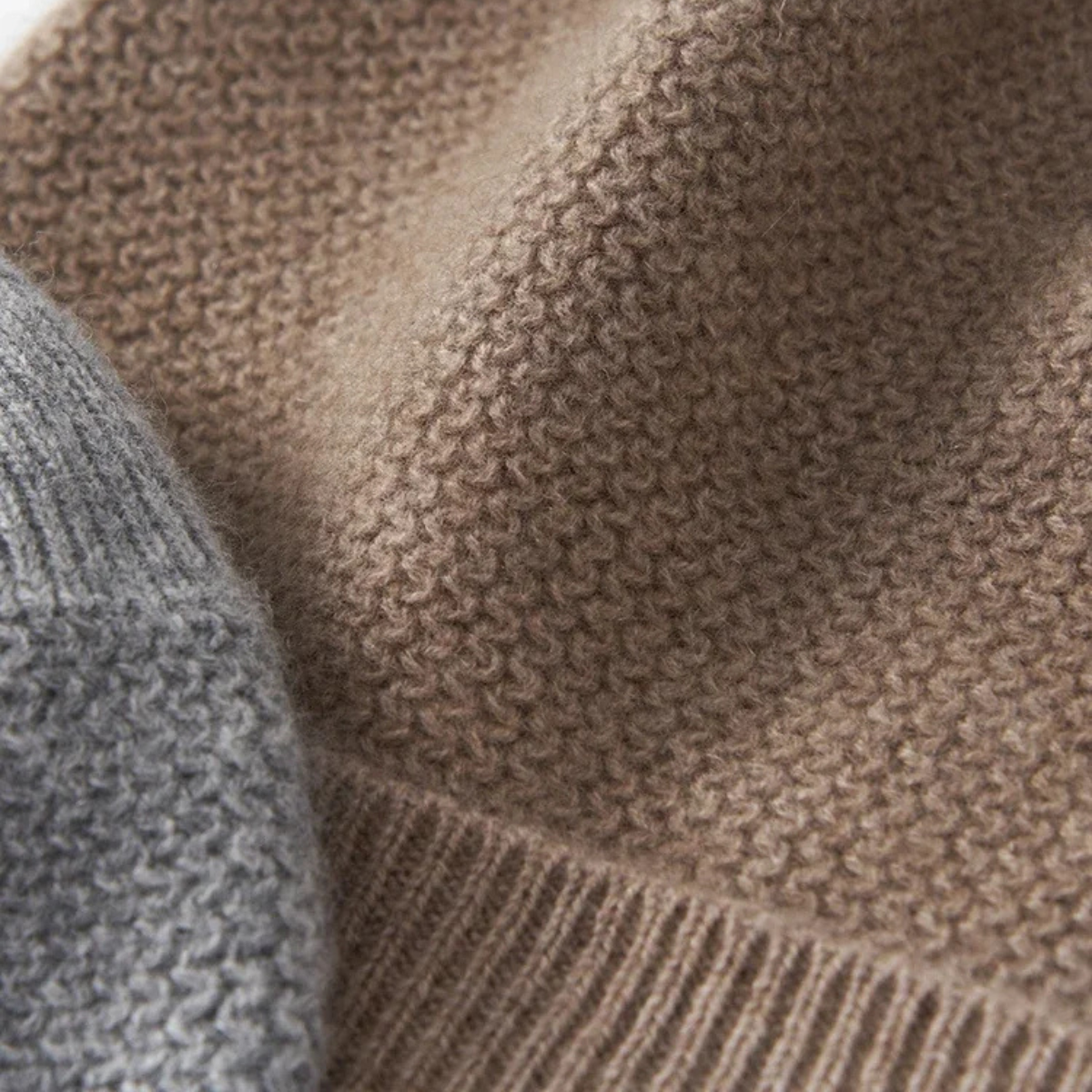 The Thornton Le Bonnet en Cachemire Côtelé Chaud