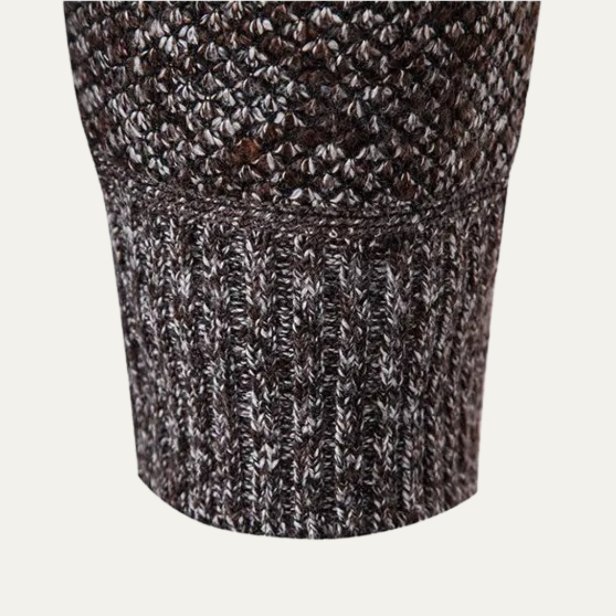 The Amalfi Cardigan zippé en tricot pour homme avec motif à losanges et doublure en polaire